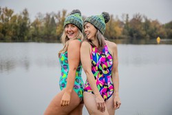 Bañadores femeninos de aguas abiertas o para piscinas frias