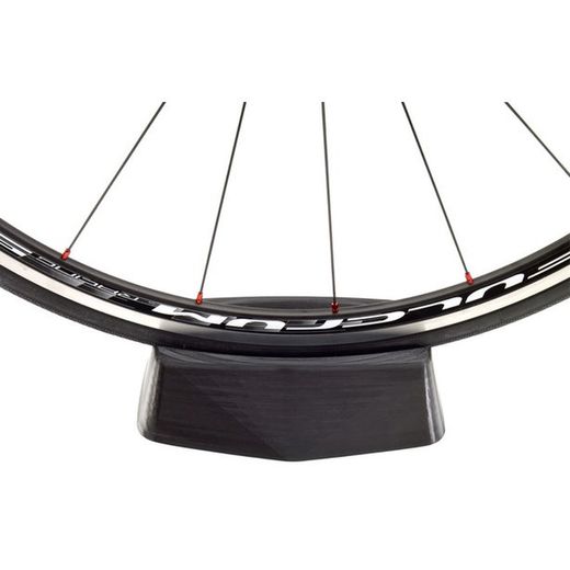 Accesorios para rodillos y smart-trainers.