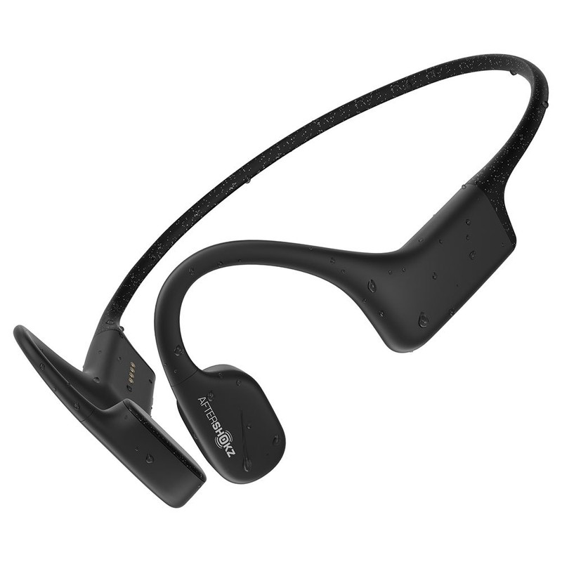 Desde gafas a auriculares acuáticos: los accesorios necesarios