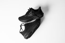 Brooks GHOST 17 Hombre Black/Black/Ebony