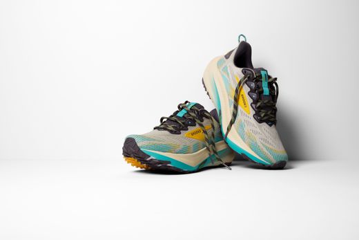 Brooks GHOST TRAIL Hombre Bleached Sand/Rabbit/Bluefish