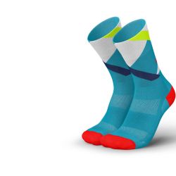 Incylence Calcetin Ultralight High-cut STRIKES